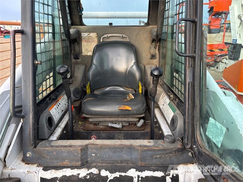Bobcat 773 Lietoti riteņu kompaktiekrāvēji
