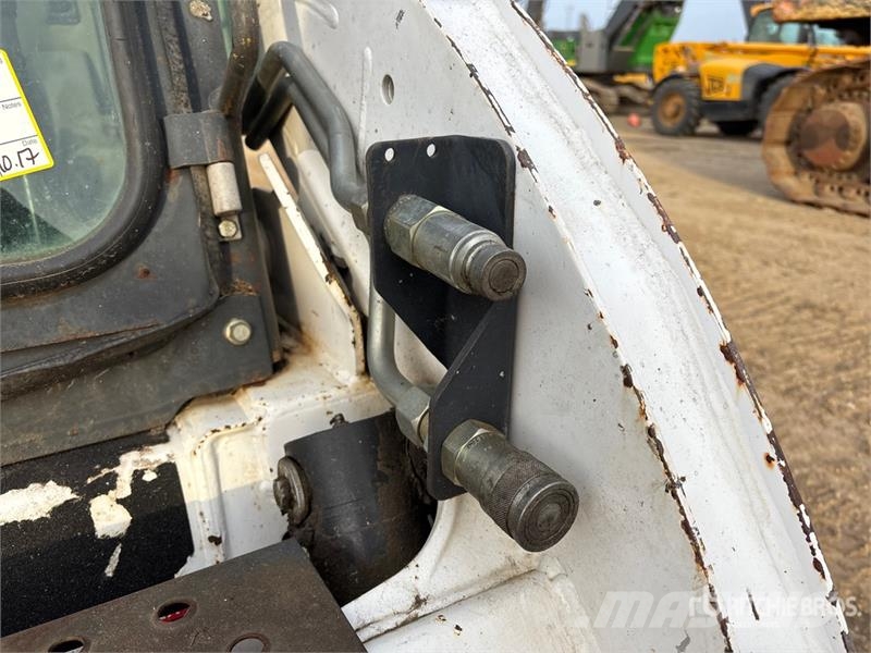 Bobcat 773 Lietoti riteņu kompaktiekrāvēji
