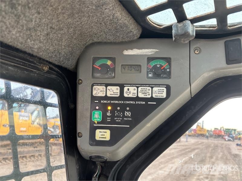 Bobcat 773 Lietoti riteņu kompaktiekrāvēji