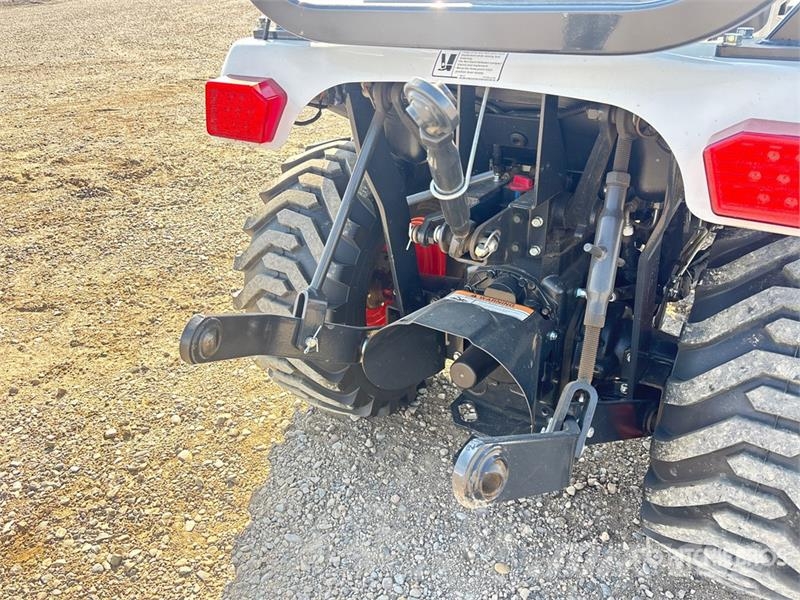 Bobcat CT1025 4WD Utility Tractor Compacttrekkers