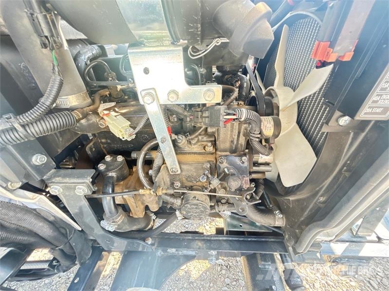 Bobcat CT1025 4WD Utility Tractor Compacttrekkers