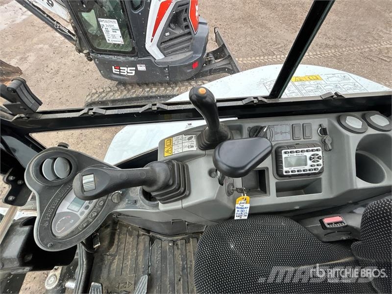 Bobcat E35I Mini bagri <7t