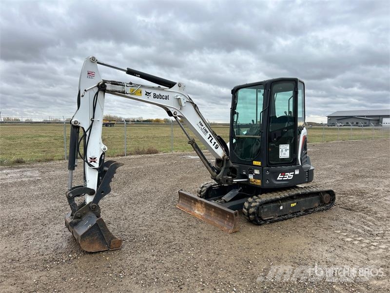 Bobcat E35I حفارات صغيرة أقل من 7 طن (حفارات صغيرة)