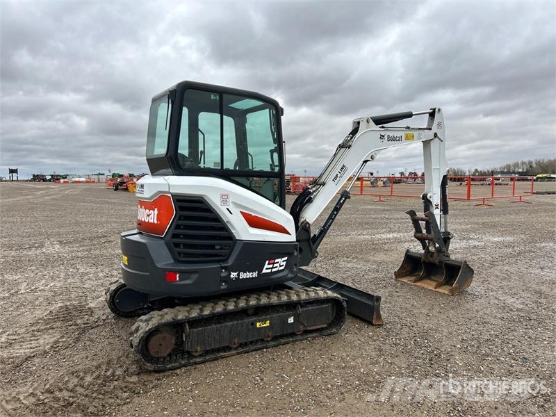 Bobcat E35I حفارات صغيرة أقل من 7 طن (حفارات صغيرة)