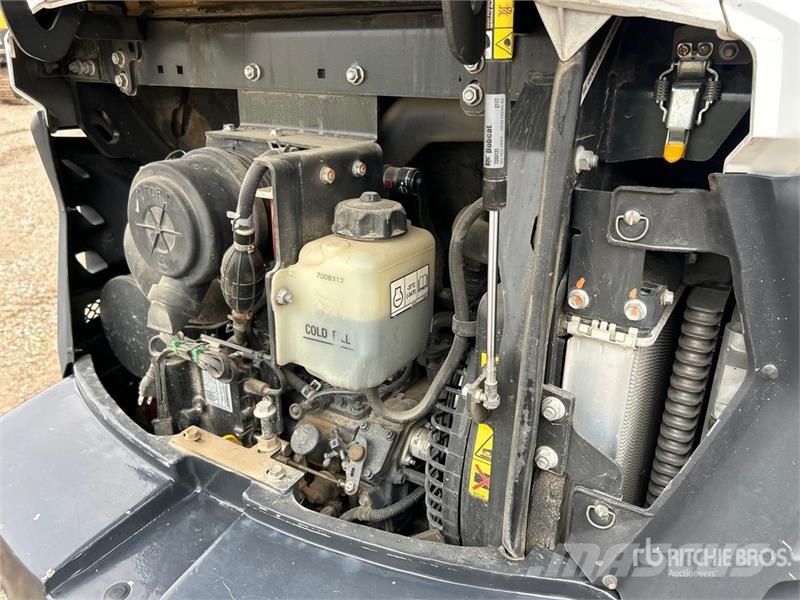 Bobcat E35I حفارات صغيرة أقل من 7 طن (حفارات صغيرة)