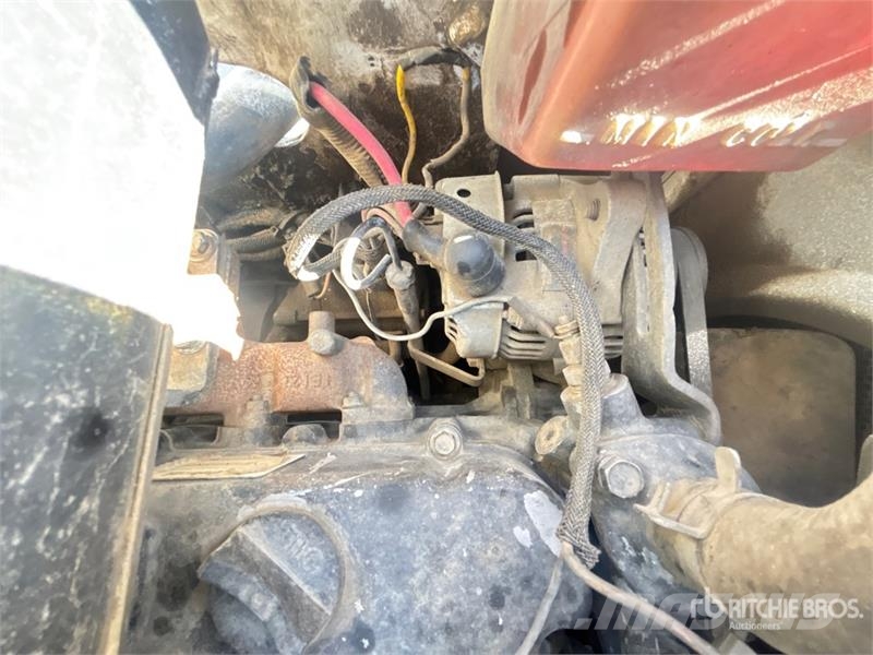 Bobcat MT55 Lietoti riteņu kompaktiekrāvēji
