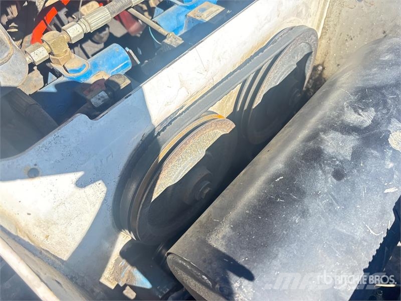 Bobcat MT55 Lietoti riteņu kompaktiekrāvēji