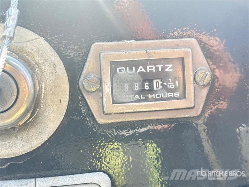 Bobcat MT55 Lietoti riteņu kompaktiekrāvēji