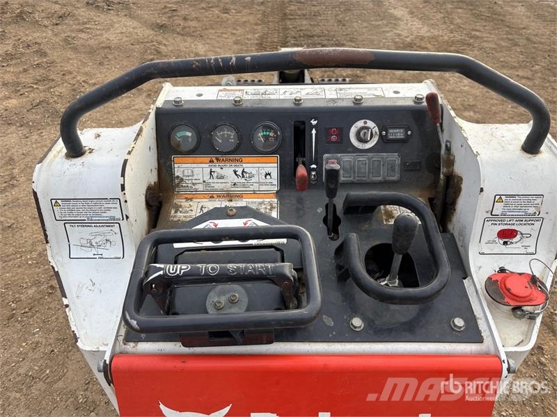 Bobcat MT55 Мини-погрузчики