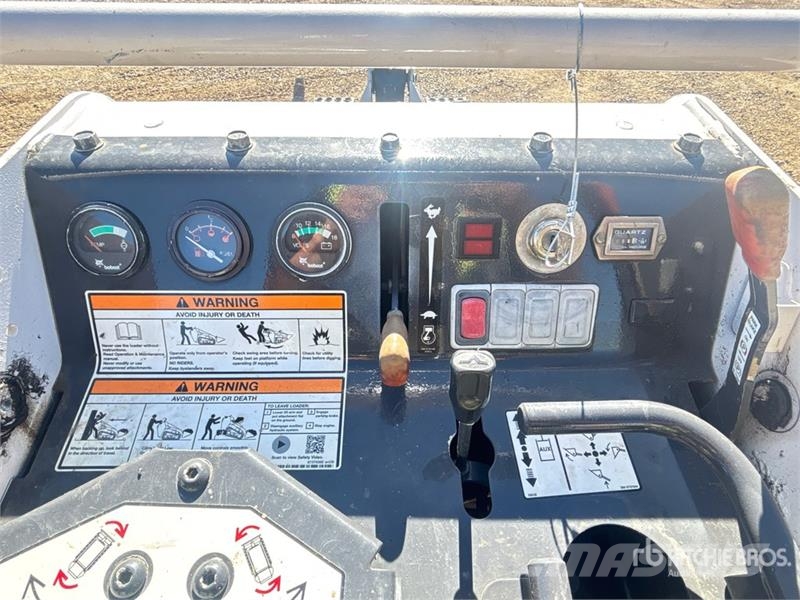 Bobcat MT55 Lietoti riteņu kompaktiekrāvēji