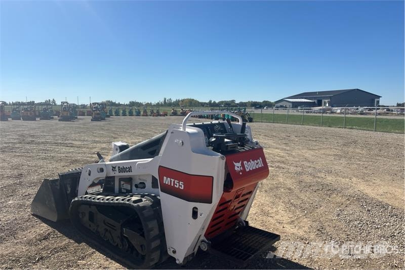 Bobcat MT55 Lietoti riteņu kompaktiekrāvēji