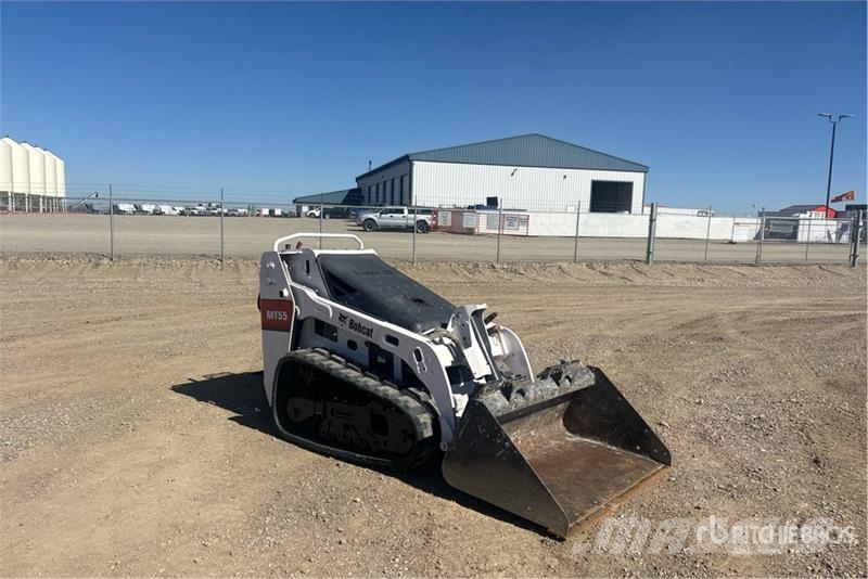 Bobcat MT55 Lietoti riteņu kompaktiekrāvēji