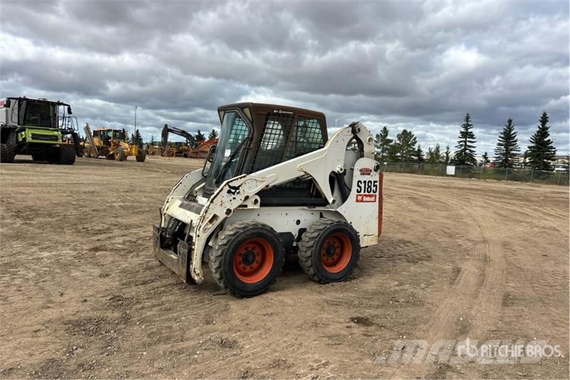 Bobcat S185 Мини-погрузчики