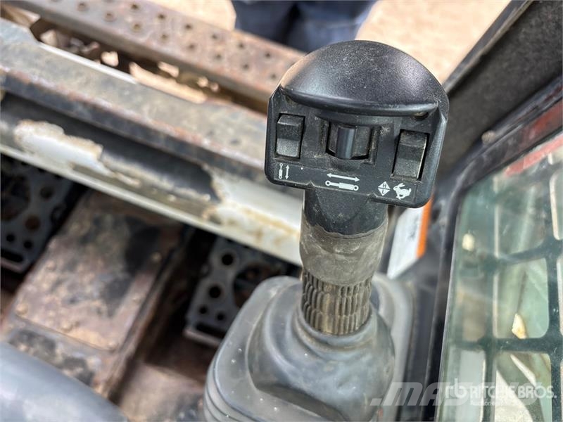 Bobcat S185 Мини-погрузчики