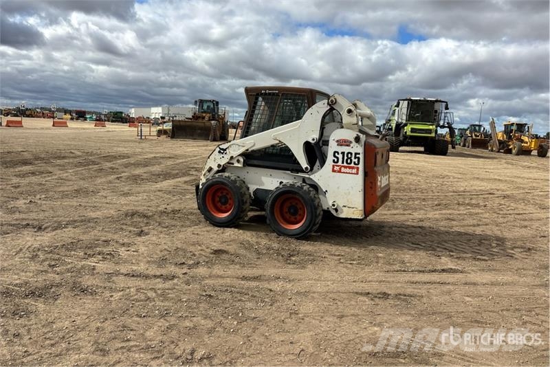 Bobcat S185 Мини-погрузчики