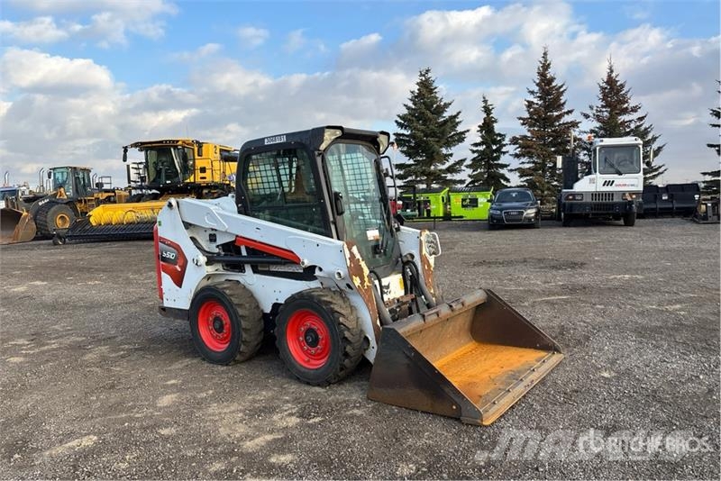 Bobcat S510 لوادر انزلاقية التوجيه