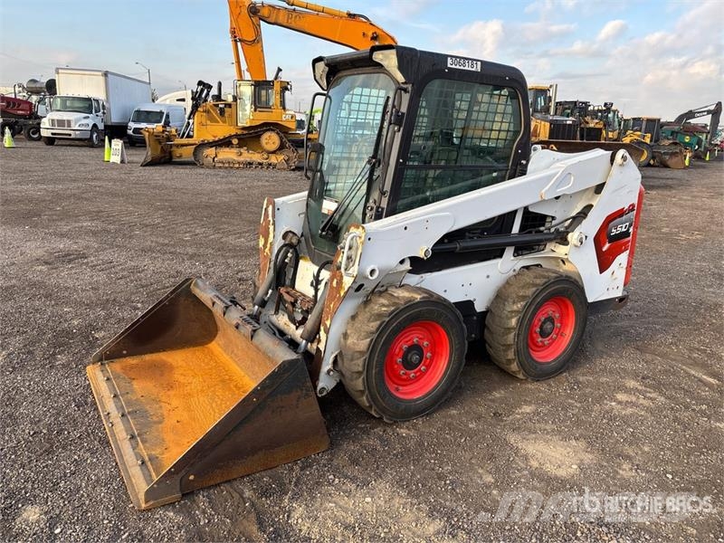 Bobcat S510 لوادر انزلاقية التوجيه