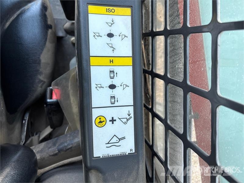 Bobcat S510 لوادر انزلاقية التوجيه