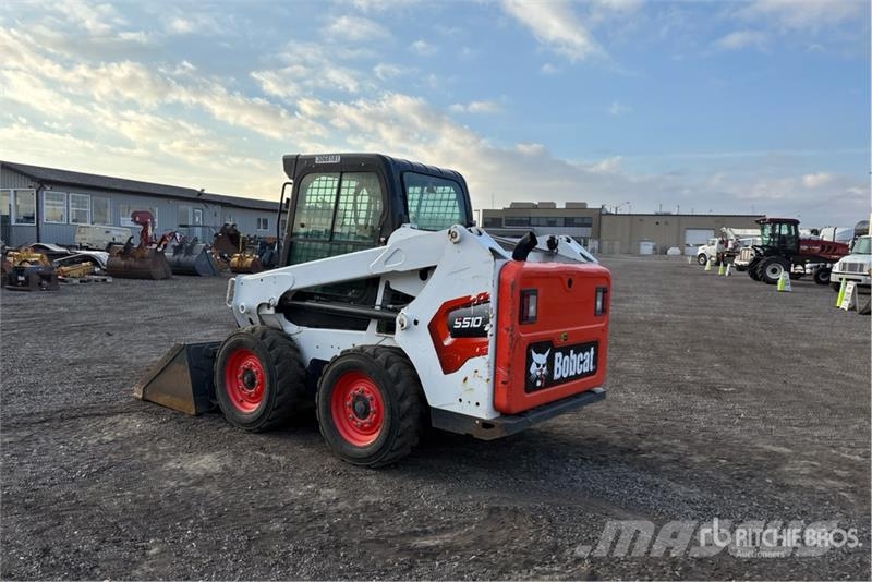 Bobcat S510 لوادر انزلاقية التوجيه