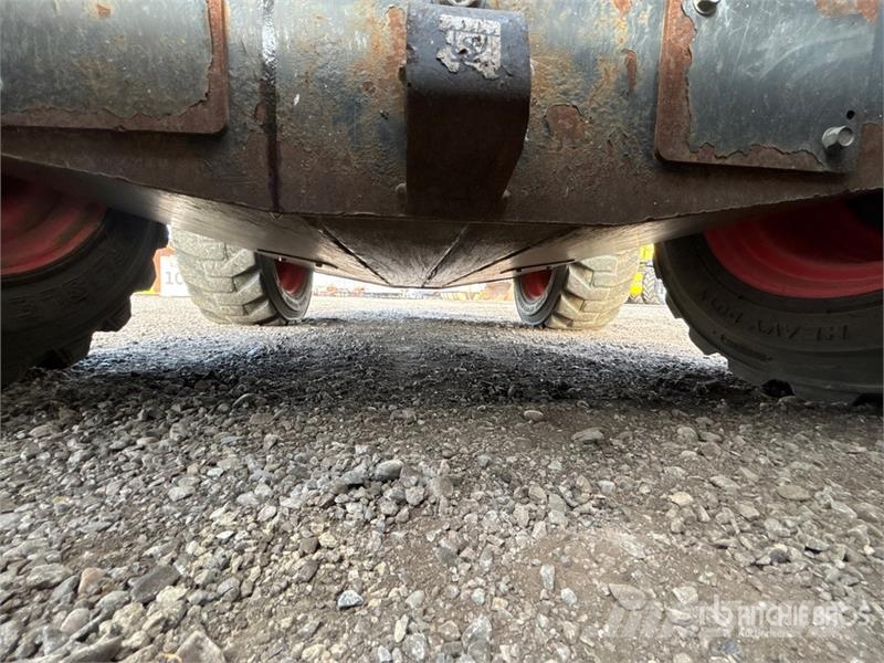 Bobcat S510 لوادر انزلاقية التوجيه