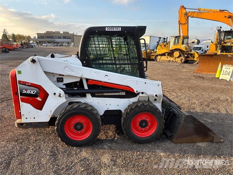 Bobcat S510 لوادر انزلاقية التوجيه