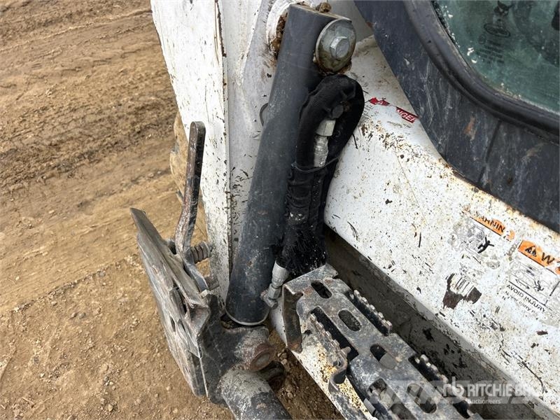 Bobcat S570 Міні-навантажувачі
