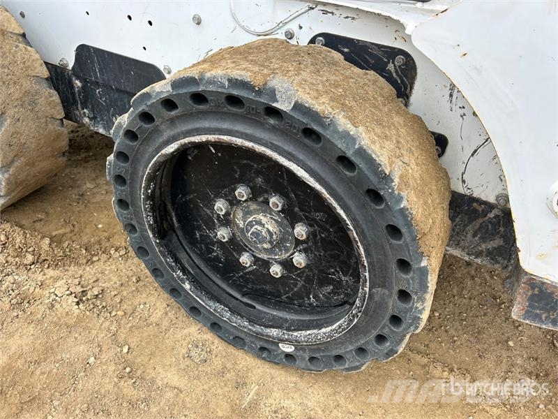 Bobcat S570 Міні-навантажувачі