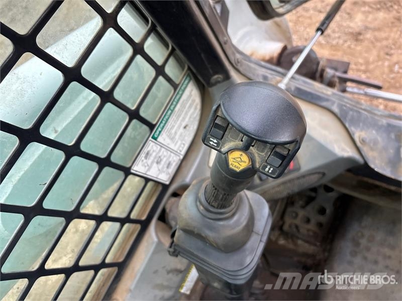 Bobcat S650 Міні-навантажувачі