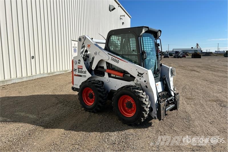 Bobcat S650 لوادر انزلاقية التوجيه