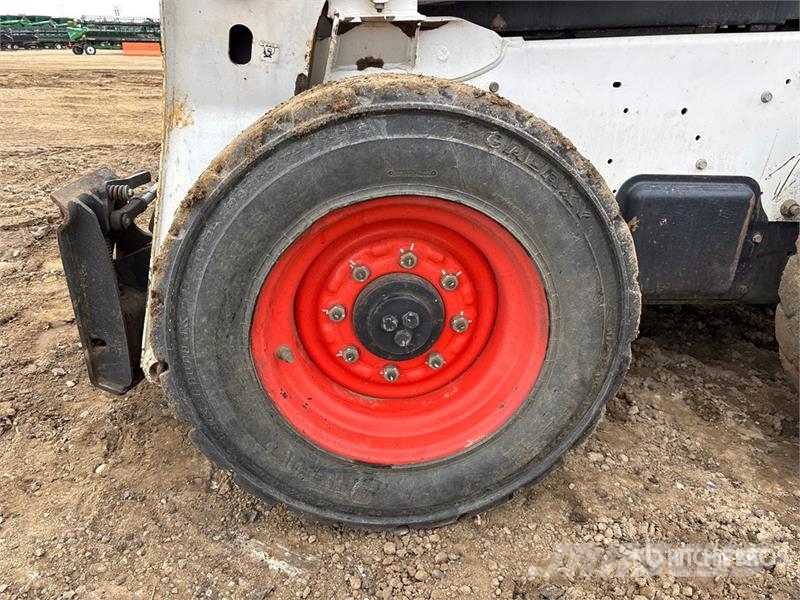 Bobcat S650 Міні-навантажувачі