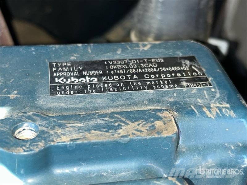 Bobcat S650 لوادر انزلاقية التوجيه