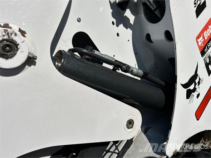 Bobcat S650 لوادر انزلاقية التوجيه
