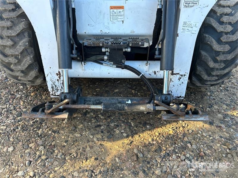 Bobcat S650 لوادر انزلاقية التوجيه