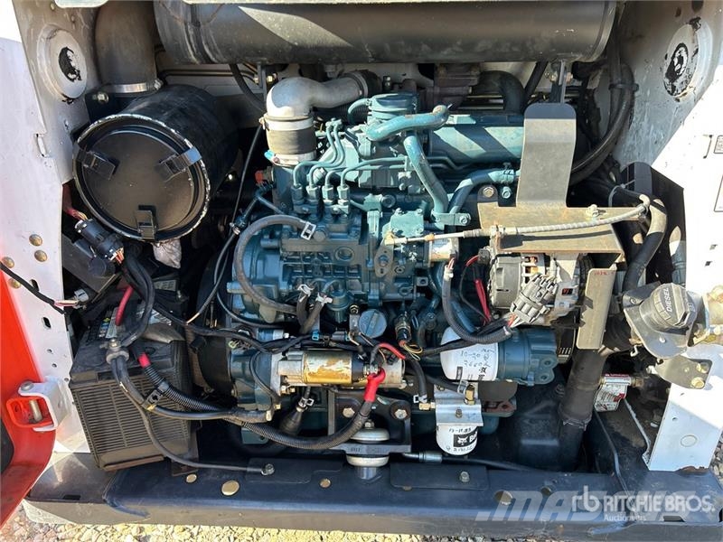 Bobcat S650 لوادر انزلاقية التوجيه