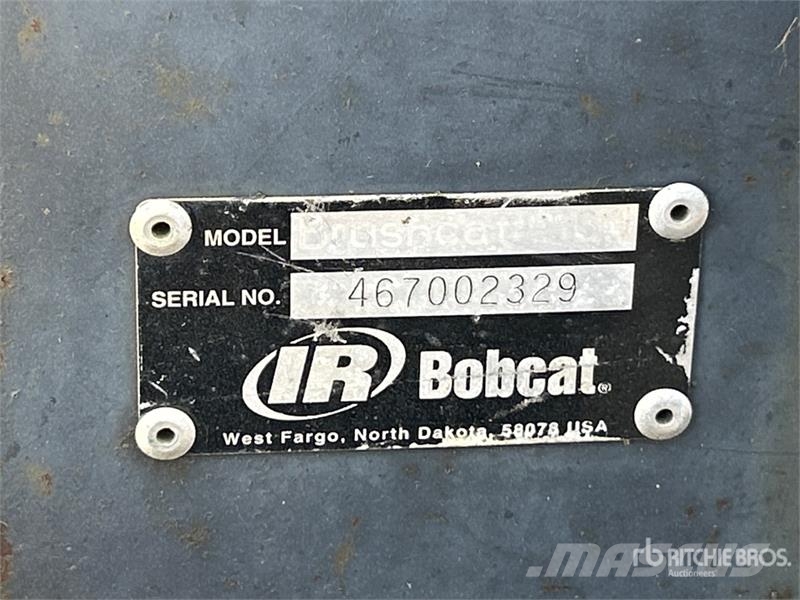 Bobcat SC4072 60 in Skid Steer Brush Cutter Tondeuses tractées
