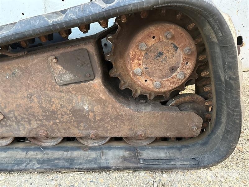 Bobcat T300 Kompaktrakodók