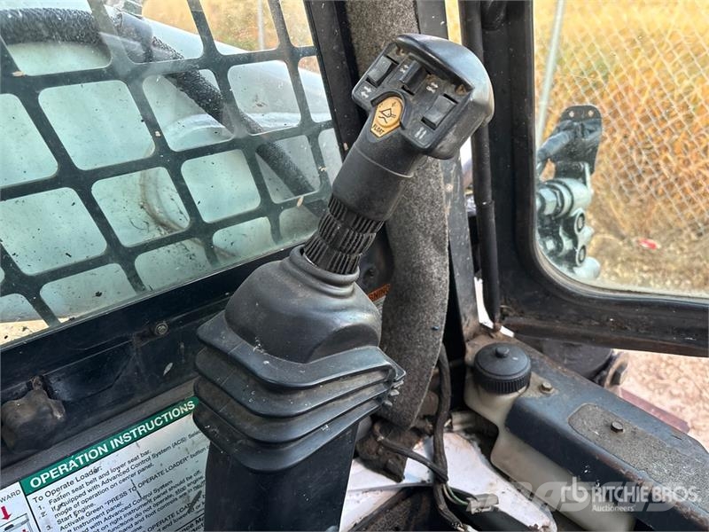 Bobcat T300 Kompaktrakodók