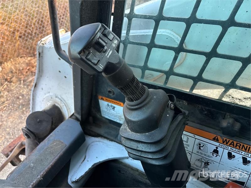 Bobcat T300 Kompaktrakodók