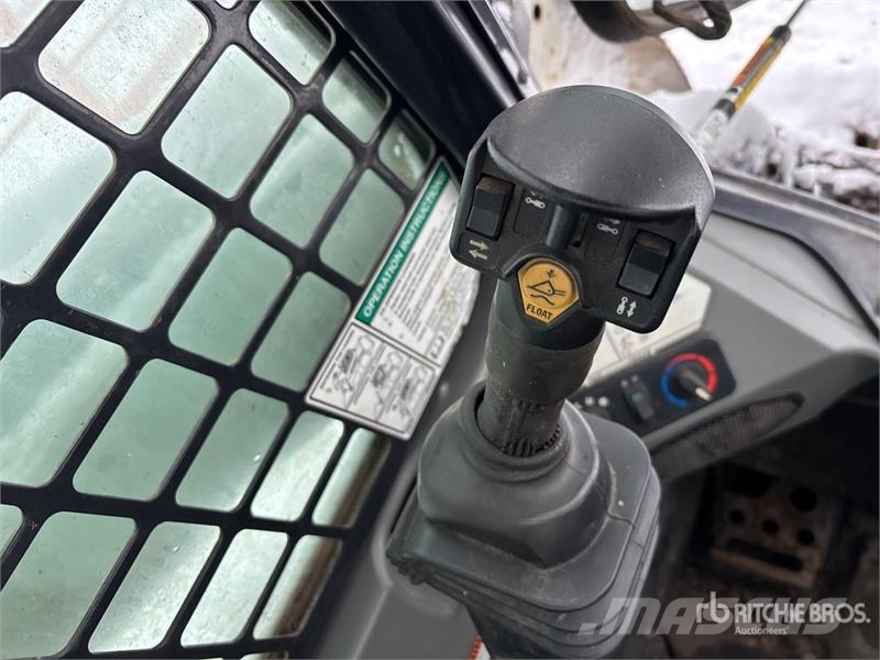 Bobcat T650 Мини-погрузчики