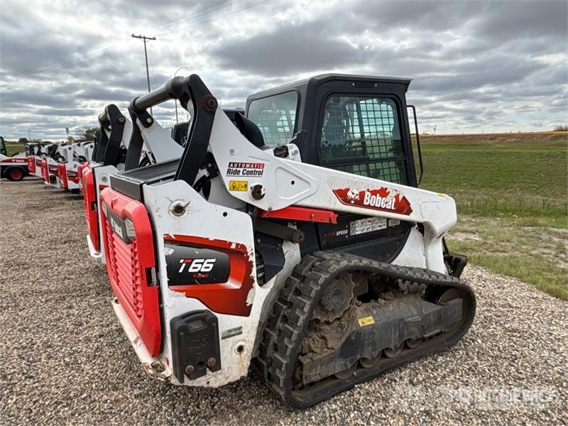Bobcat T66 لوادر انزلاقية التوجيه