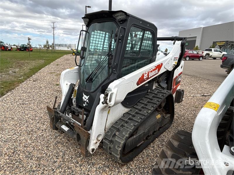 Bobcat T66 لوادر انزلاقية التوجيه