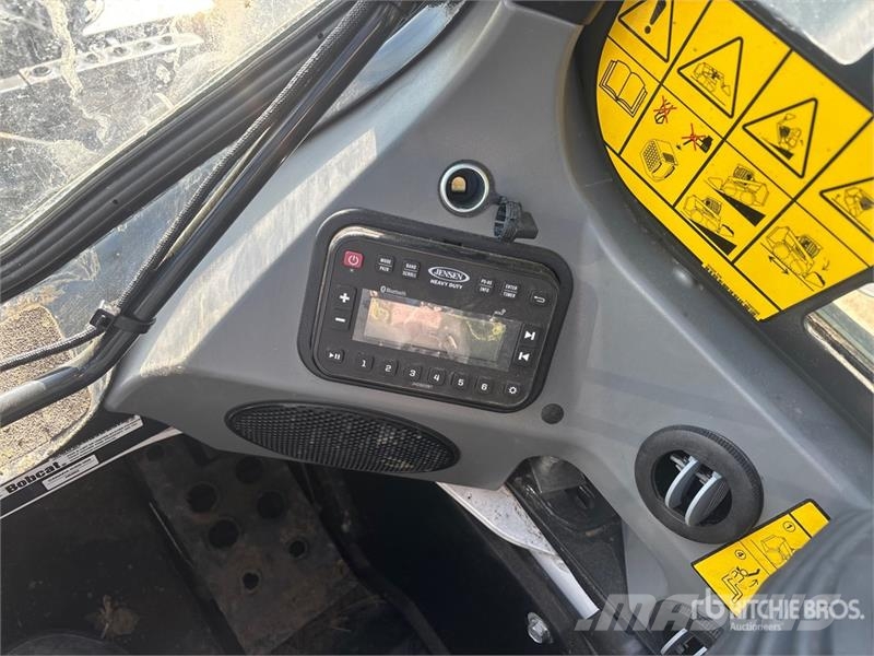 Bobcat T770 Мини-погрузчики