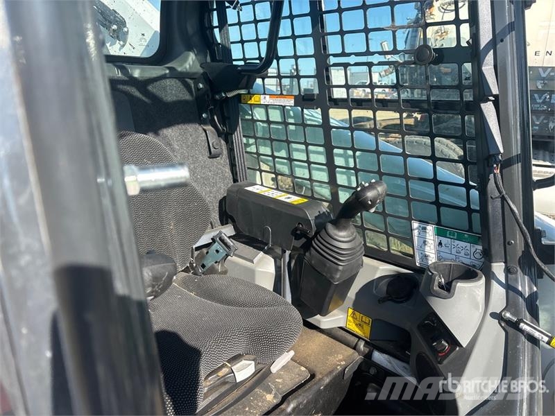 Bobcat T770 Мини-погрузчики