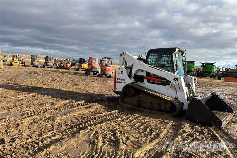 Bobcat T770 لوادر انزلاقية التوجيه