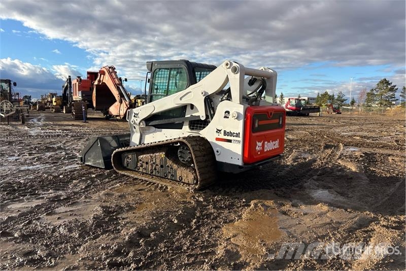 Bobcat T770 لوادر انزلاقية التوجيه