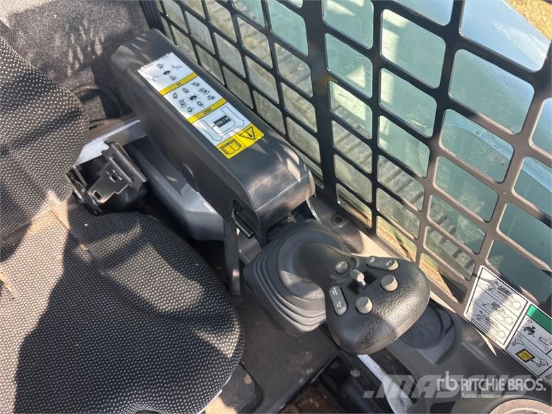 Bobcat T770 Мини-погрузчики