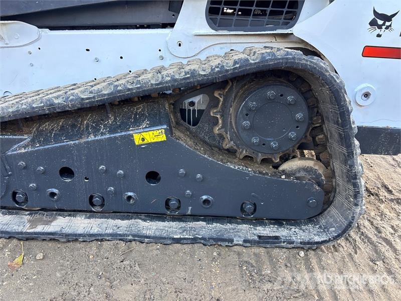 Bobcat T770 لوادر انزلاقية التوجيه
