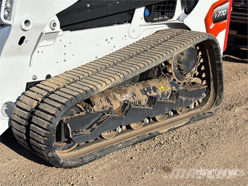 Bobcat T770 Мини-погрузчики
