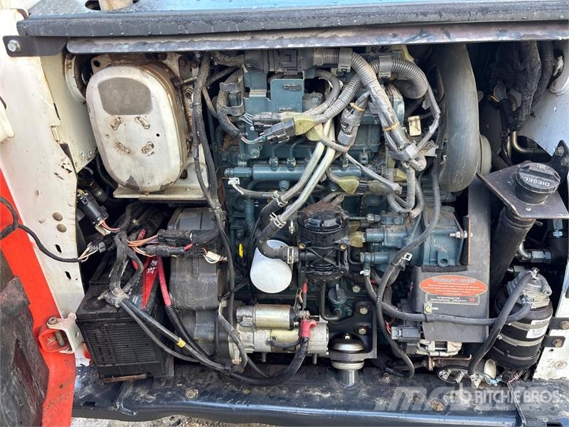 Bobcat T770 لوادر انزلاقية التوجيه