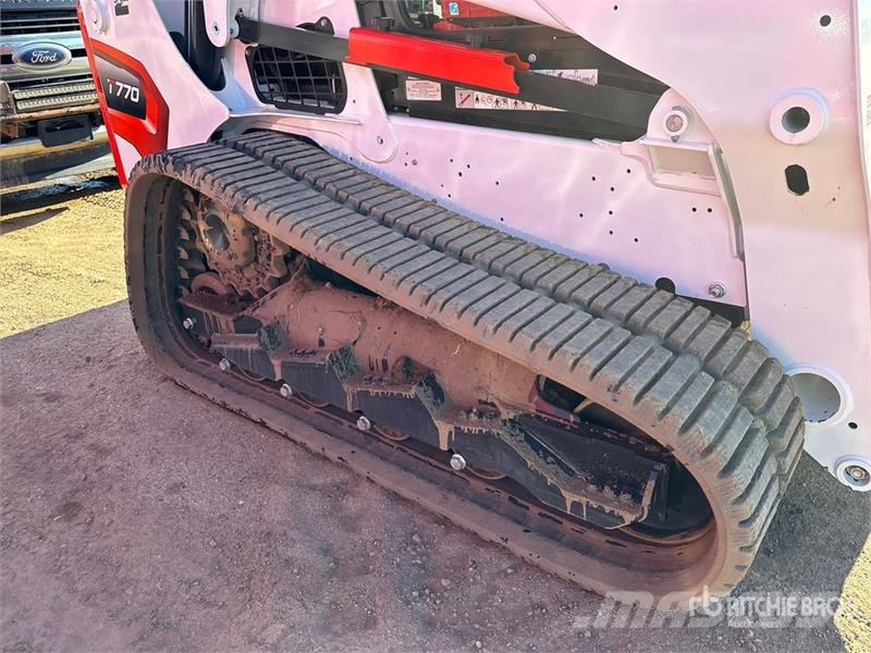Bobcat T770 Мини-погрузчики